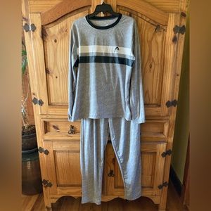Men’s HEAD gray white black soft 2 piece pajamas set size L